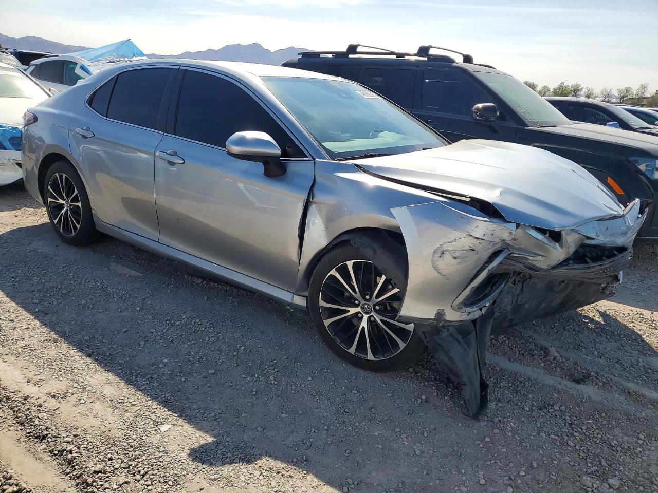 2021 TOYOTA CAMRY LE photo 4