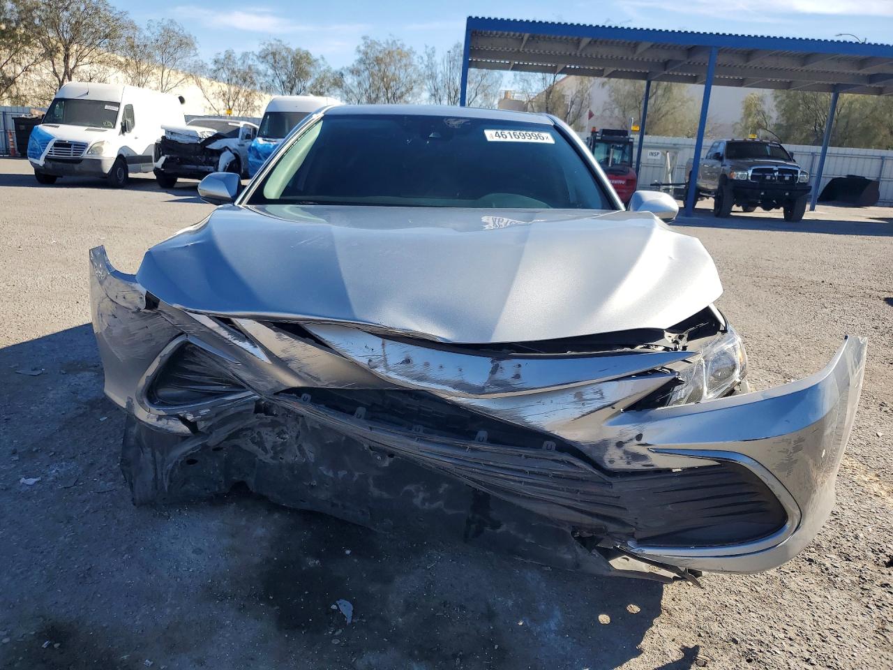 2021 TOYOTA CAMRY LE photo 5