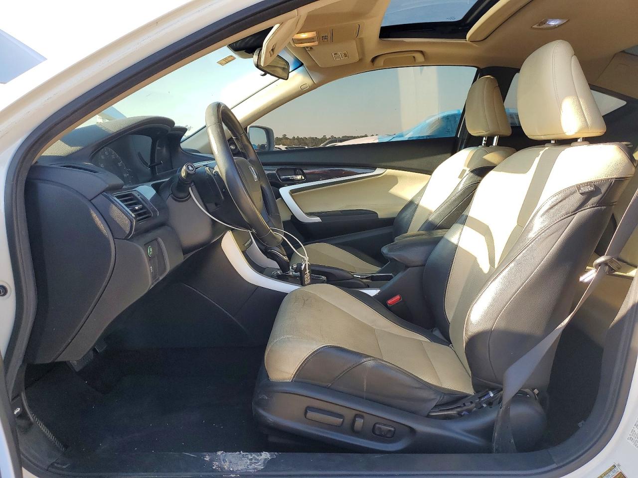 2013 HONDA ACCORD photo 7