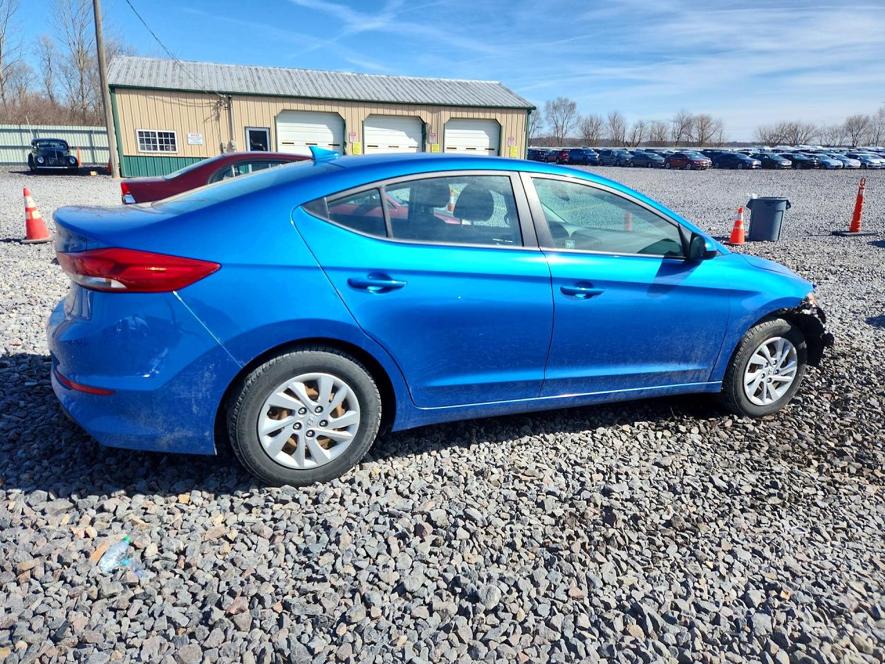 2017 HYUNDAI ELANTRA SE photo 5