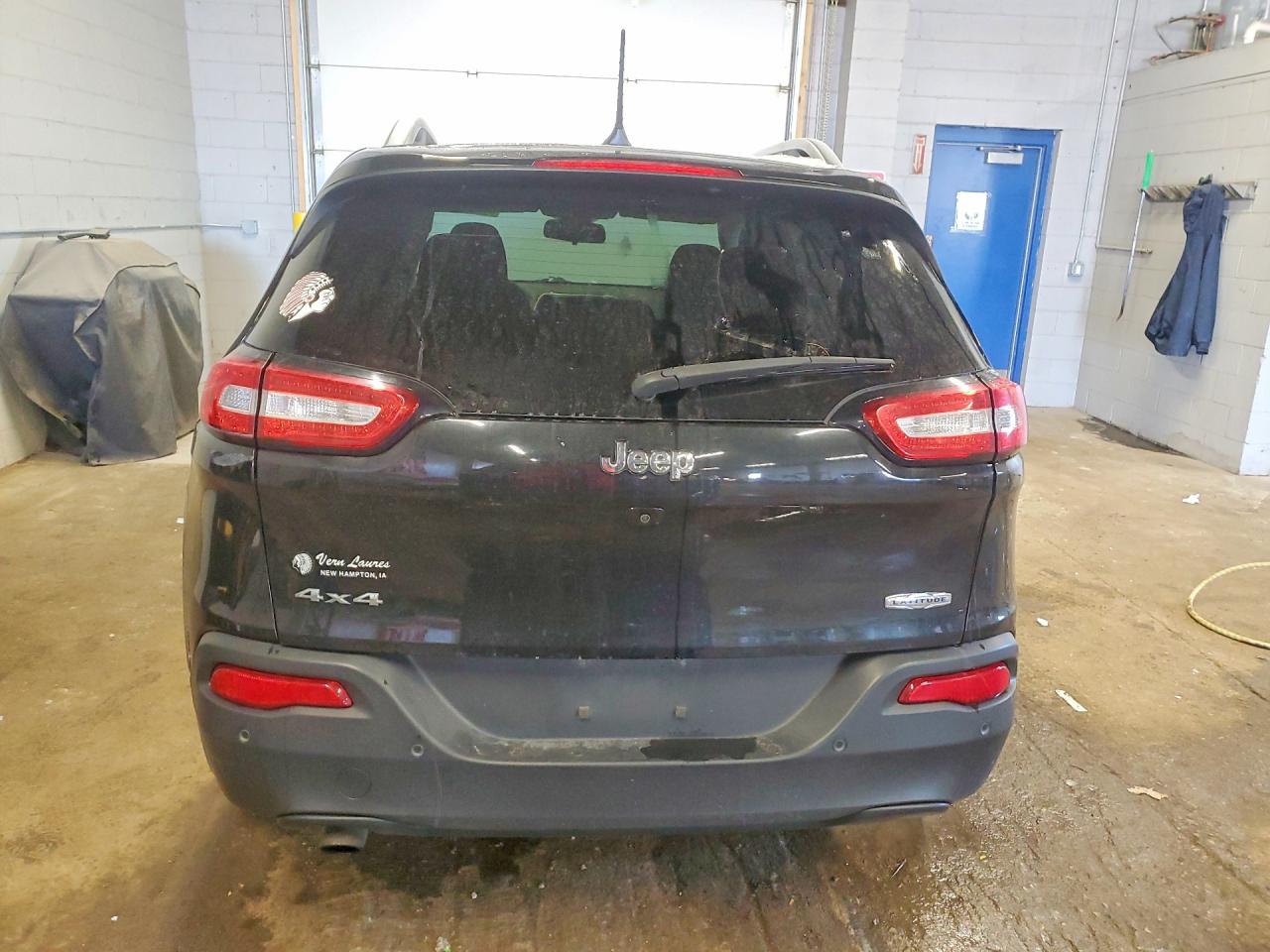 2016 JEEP CHEROKEE LATITUDE photo 6