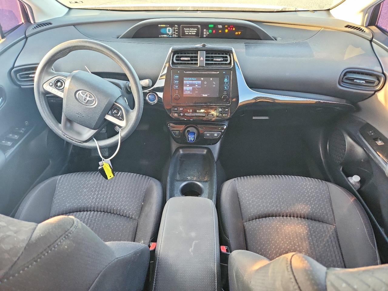 2016 TOYOTA PRIUS TWO photo 22
