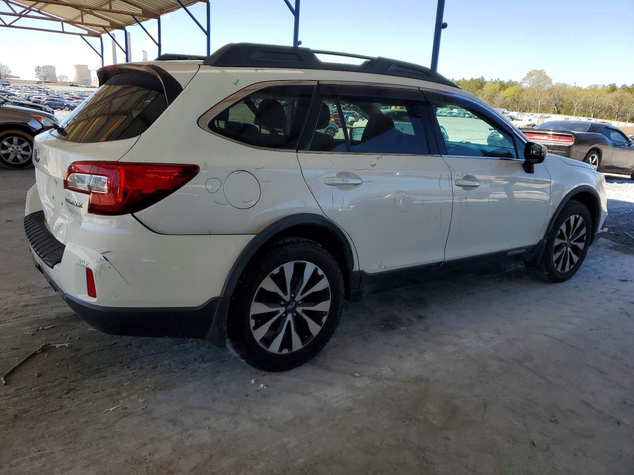2015 SUBARU OUTBACK 2.5I LIMITED photo 3