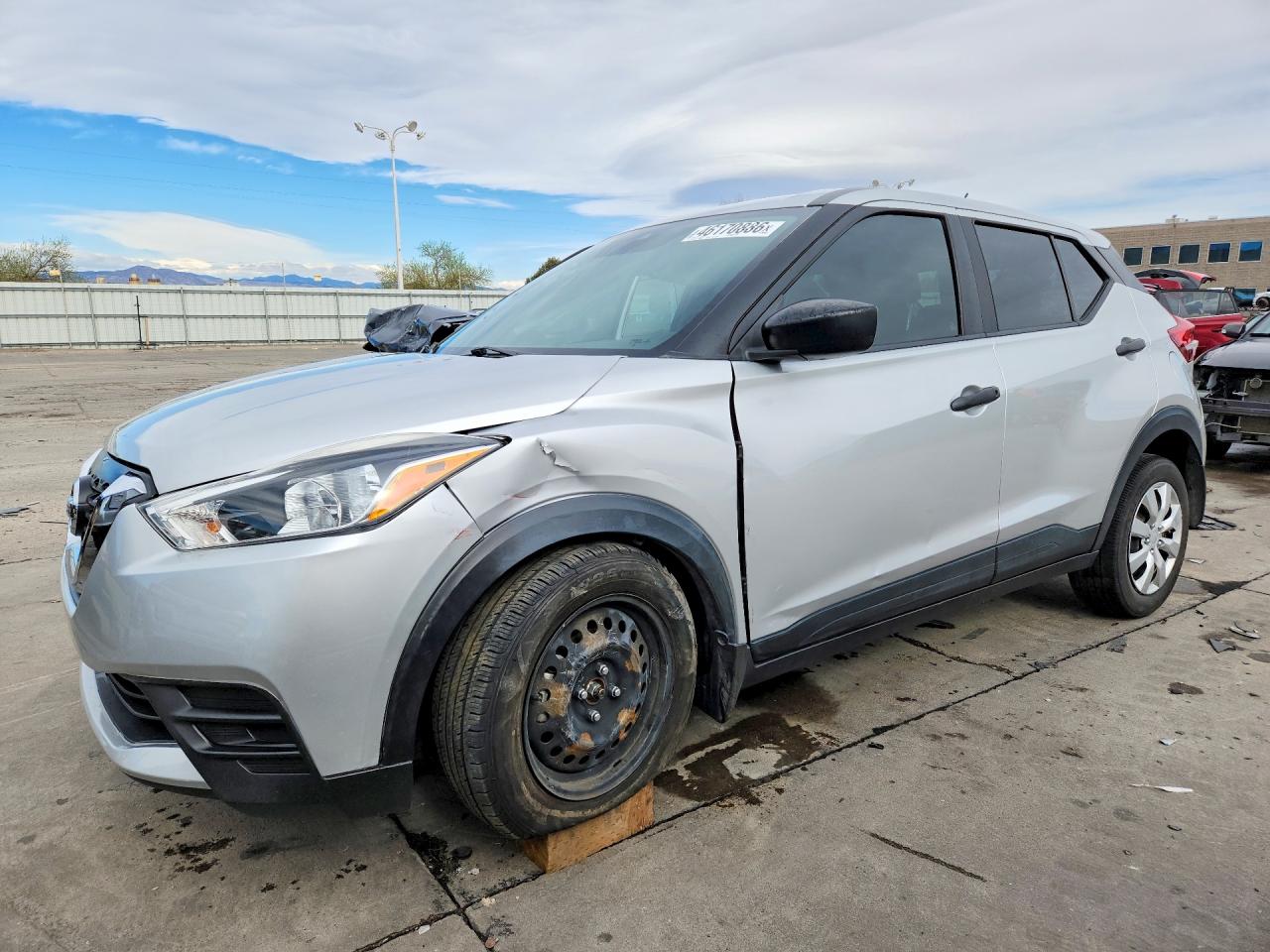 2020 NISSAN KICKS