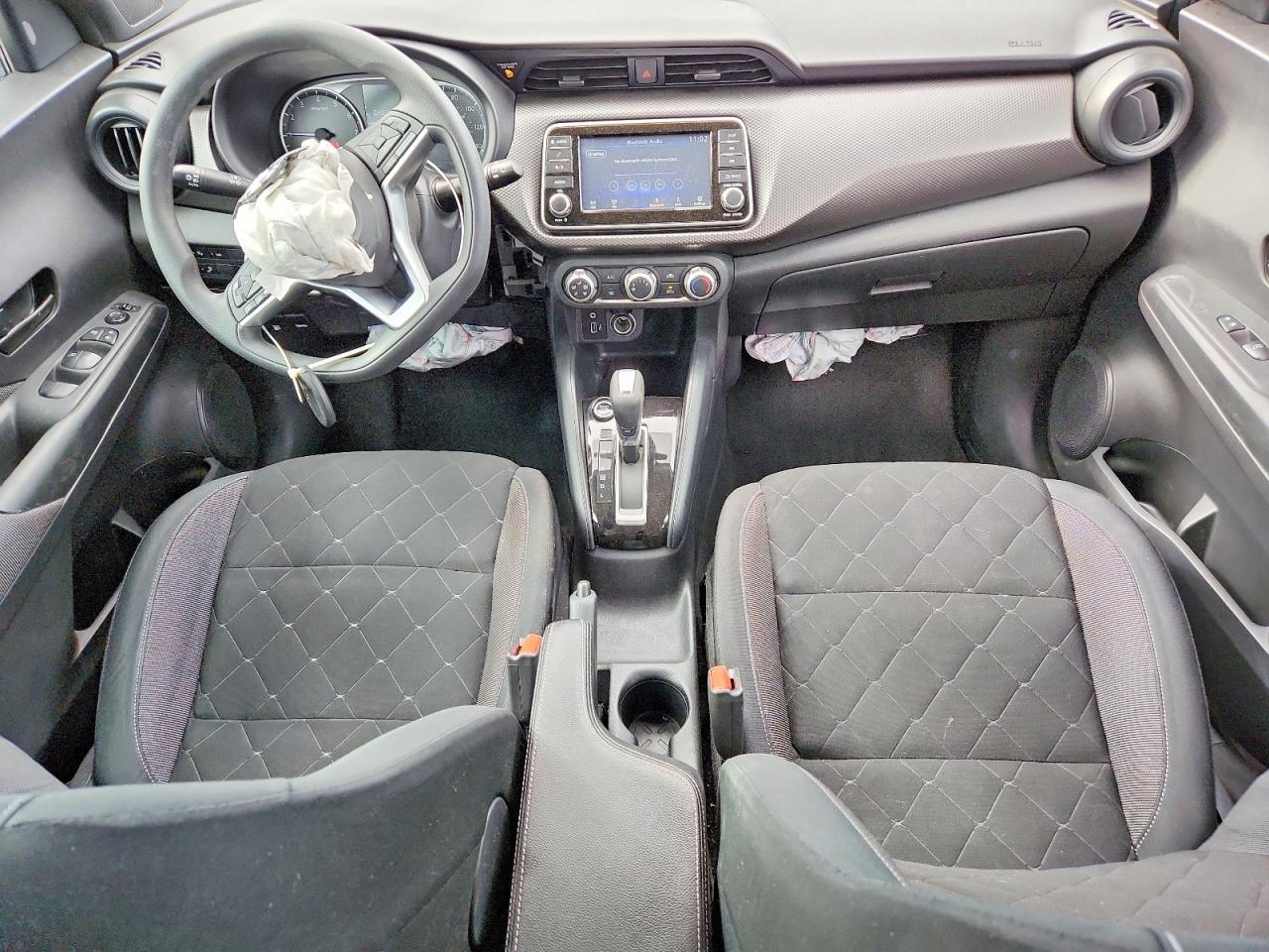2020 NISSAN KICKS S photo 15