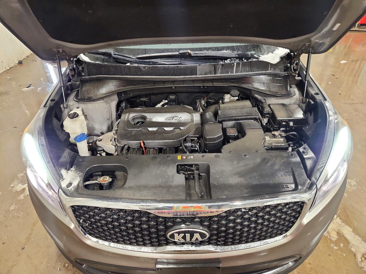 2016 KIA SORENTO LX photo 23