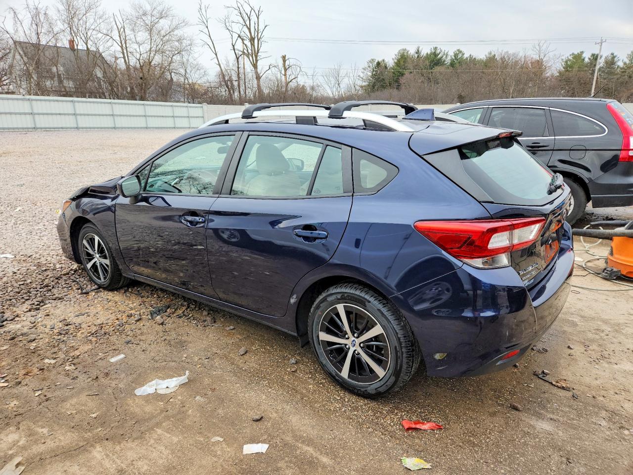 2019 SUBARU IMPREZA PREMIUM photo 3