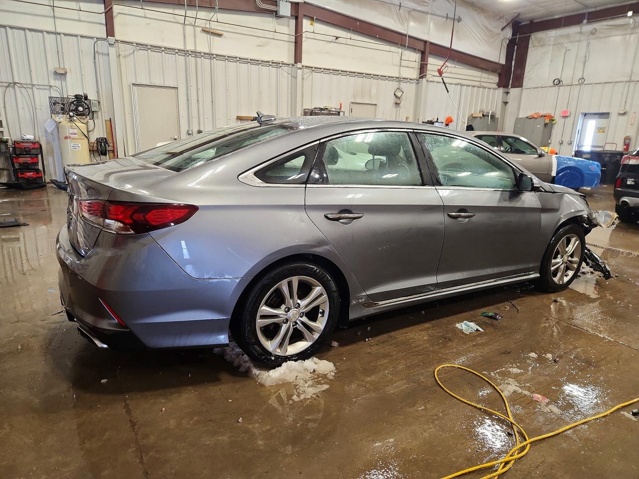 2018 HYUNDAI SONATA SPORT photo 5