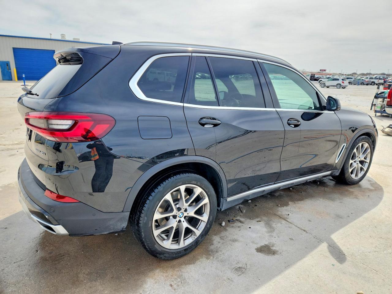 2022 BMW X5 SDRIVE 40I photo 3