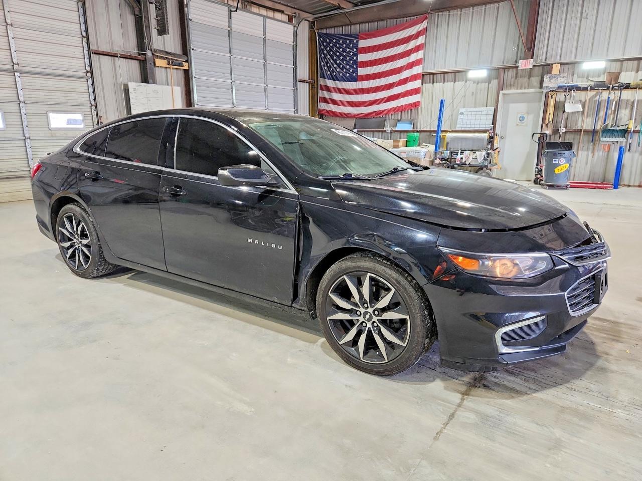 2018 CHEVROLET MALIBU LT photo 4