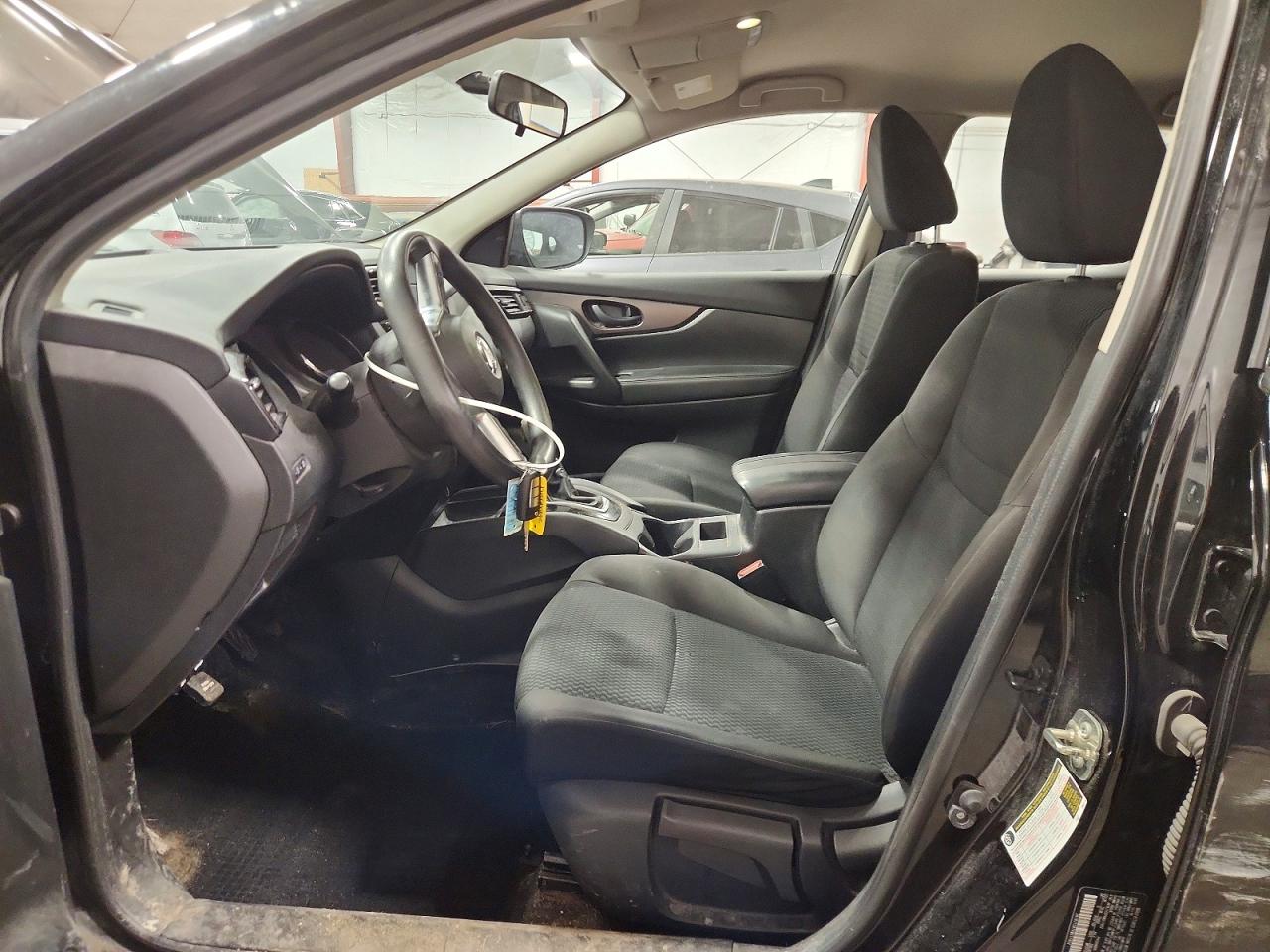 2019 NISSAN ROGUE SPORT S photo 13