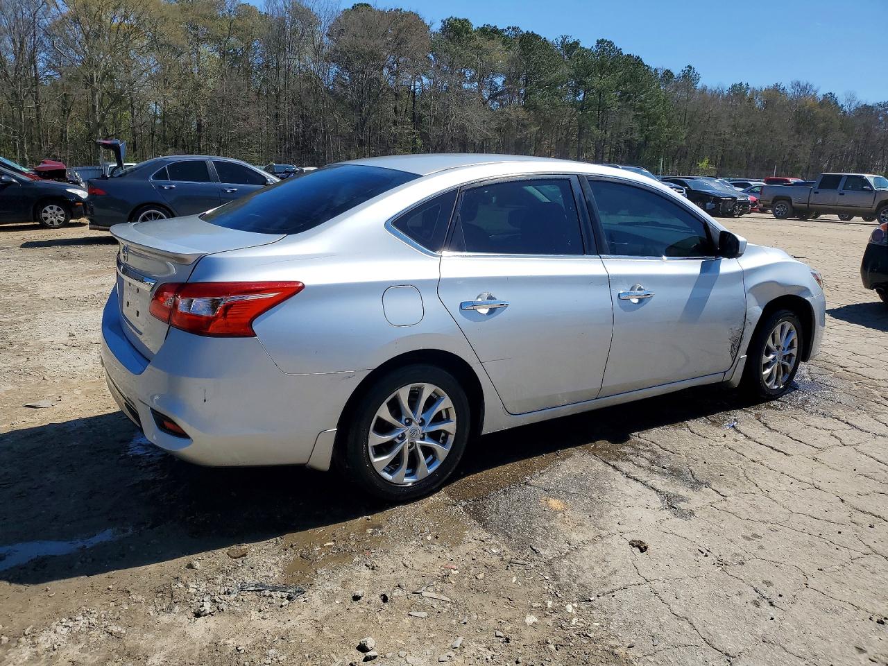 2017 NISSAN SENTRA S photo 3