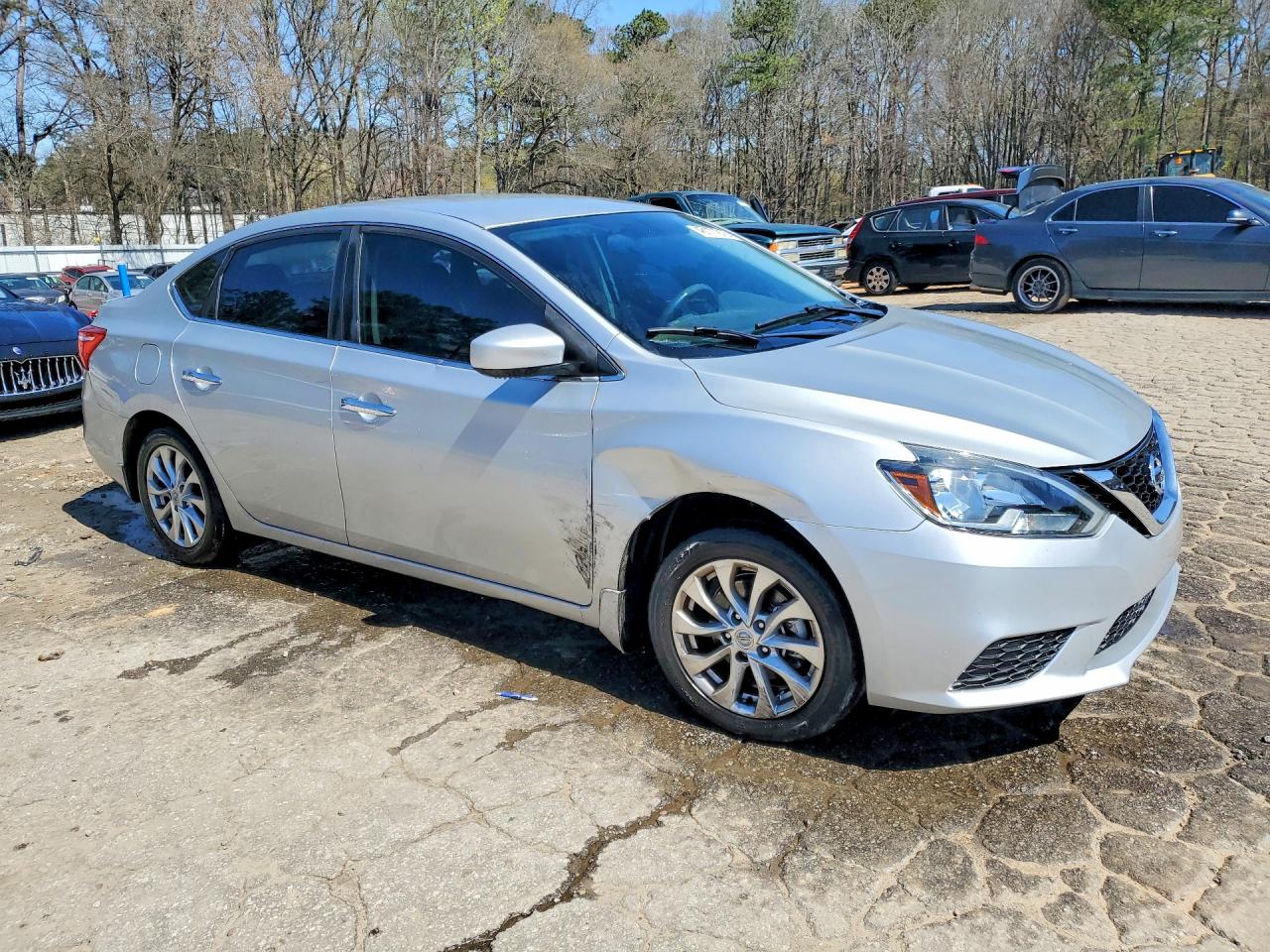 2017 NISSAN SENTRA S photo 4