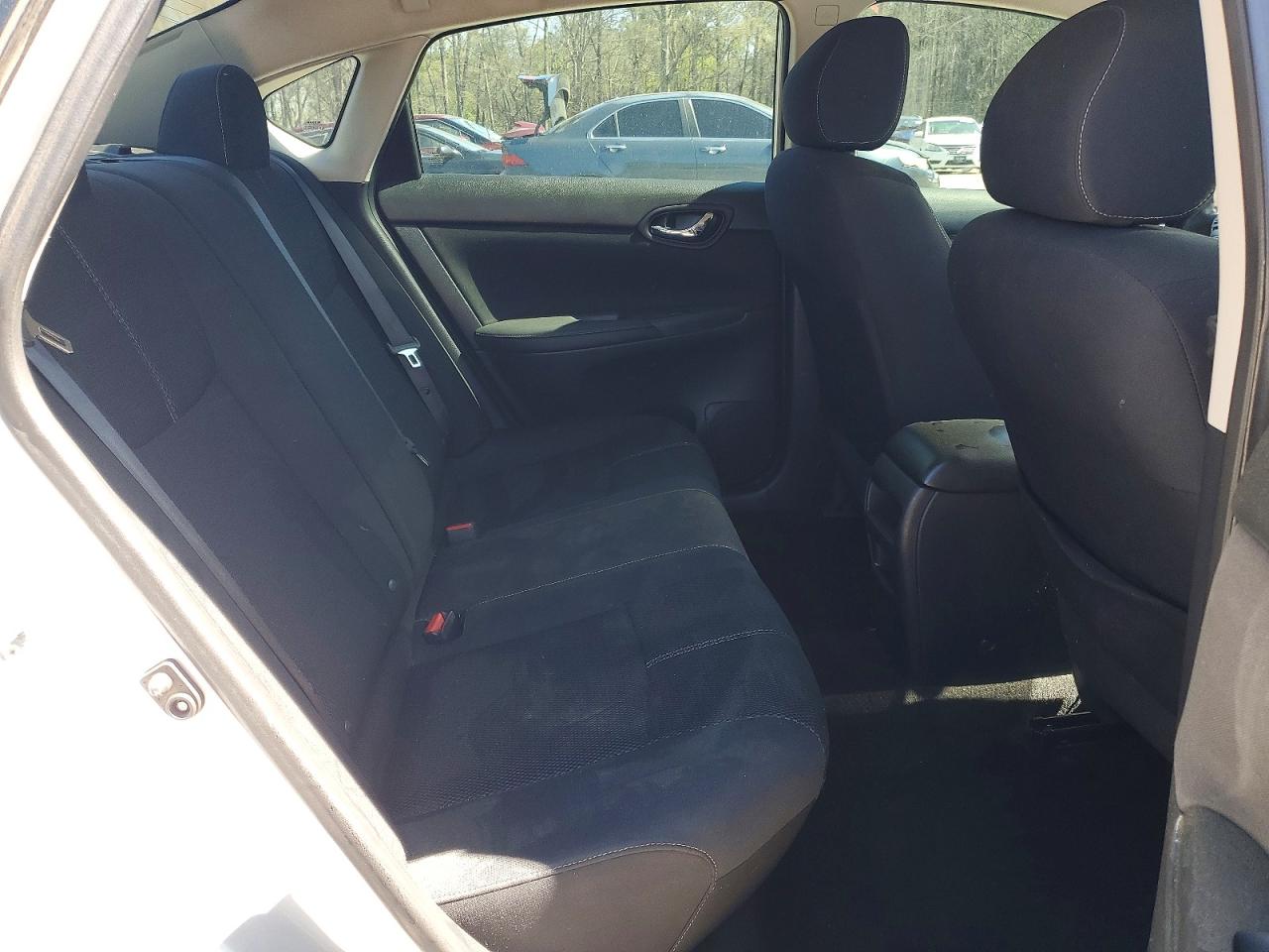 2017 NISSAN SENTRA S photo 10