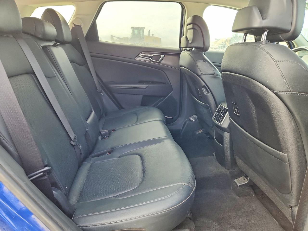 2023 KIA SPORTAGE EX photo 21