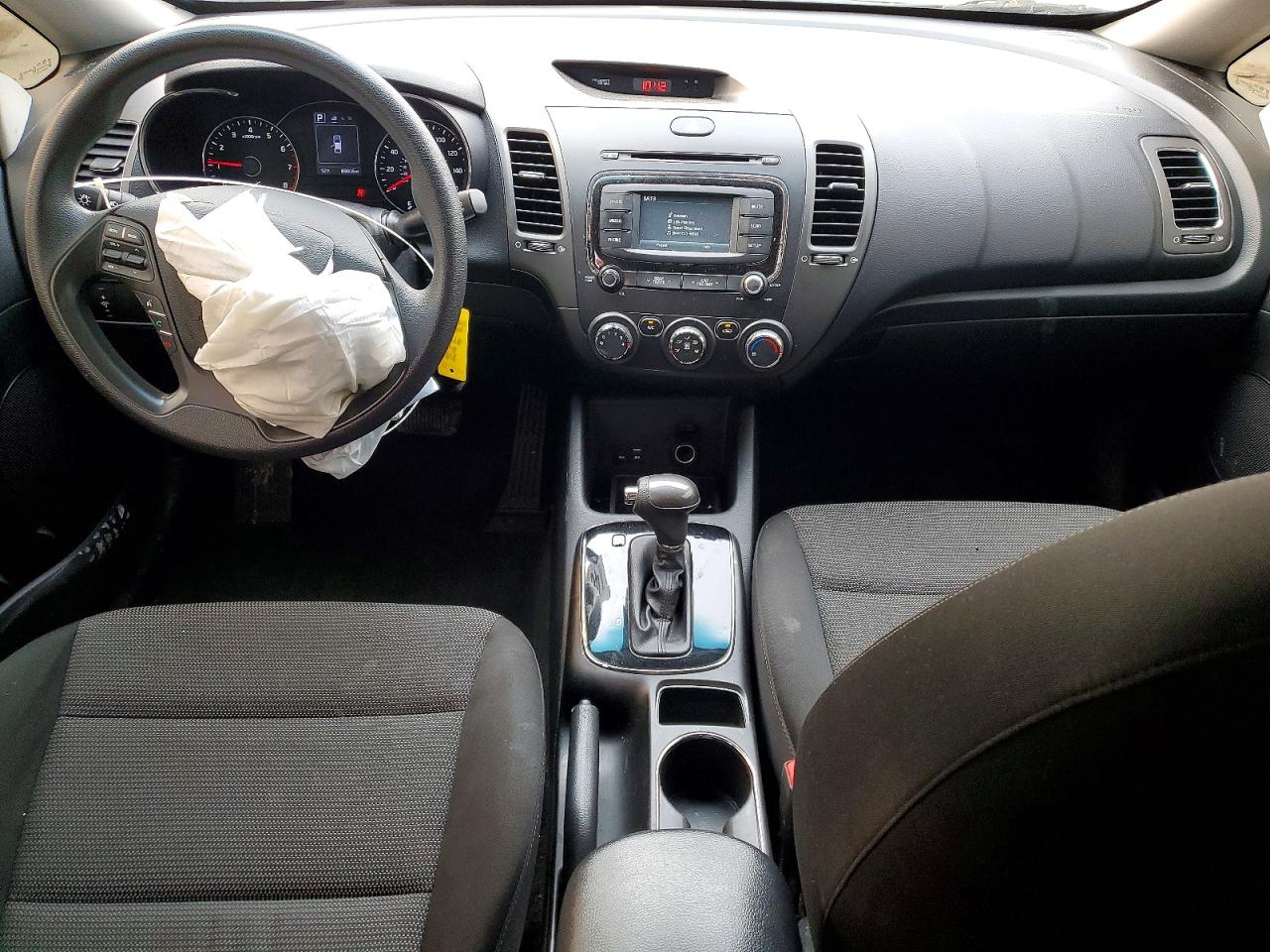 2018 KIA FORTE LX photo 22