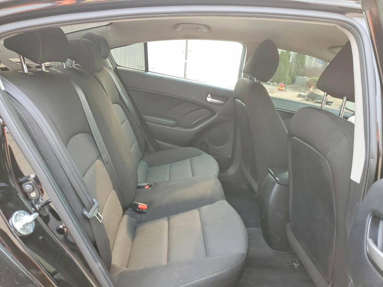2018 KIA FORTE LX photo 28