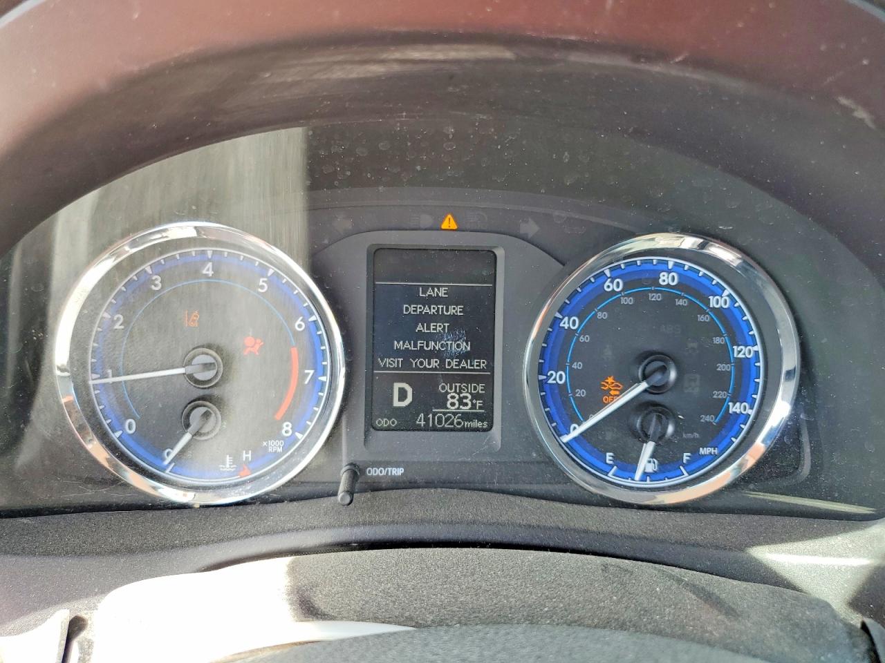 2018 TOYOTA COROLLA LE photo 17