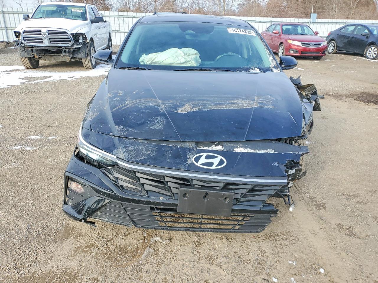 2024 HYUNDAI ELANTRA SEL photo 9