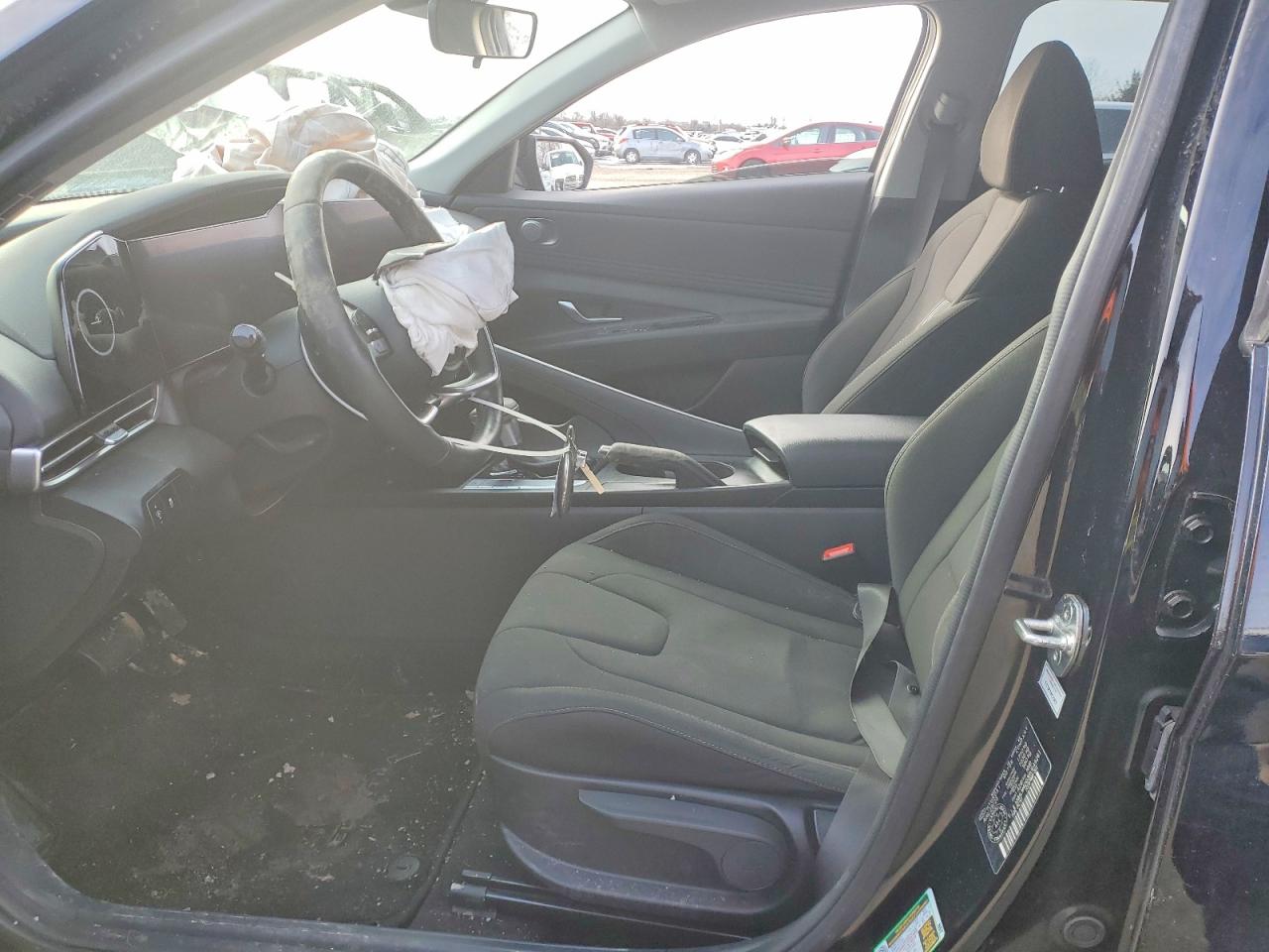 2024 HYUNDAI ELANTRA SEL photo 13
