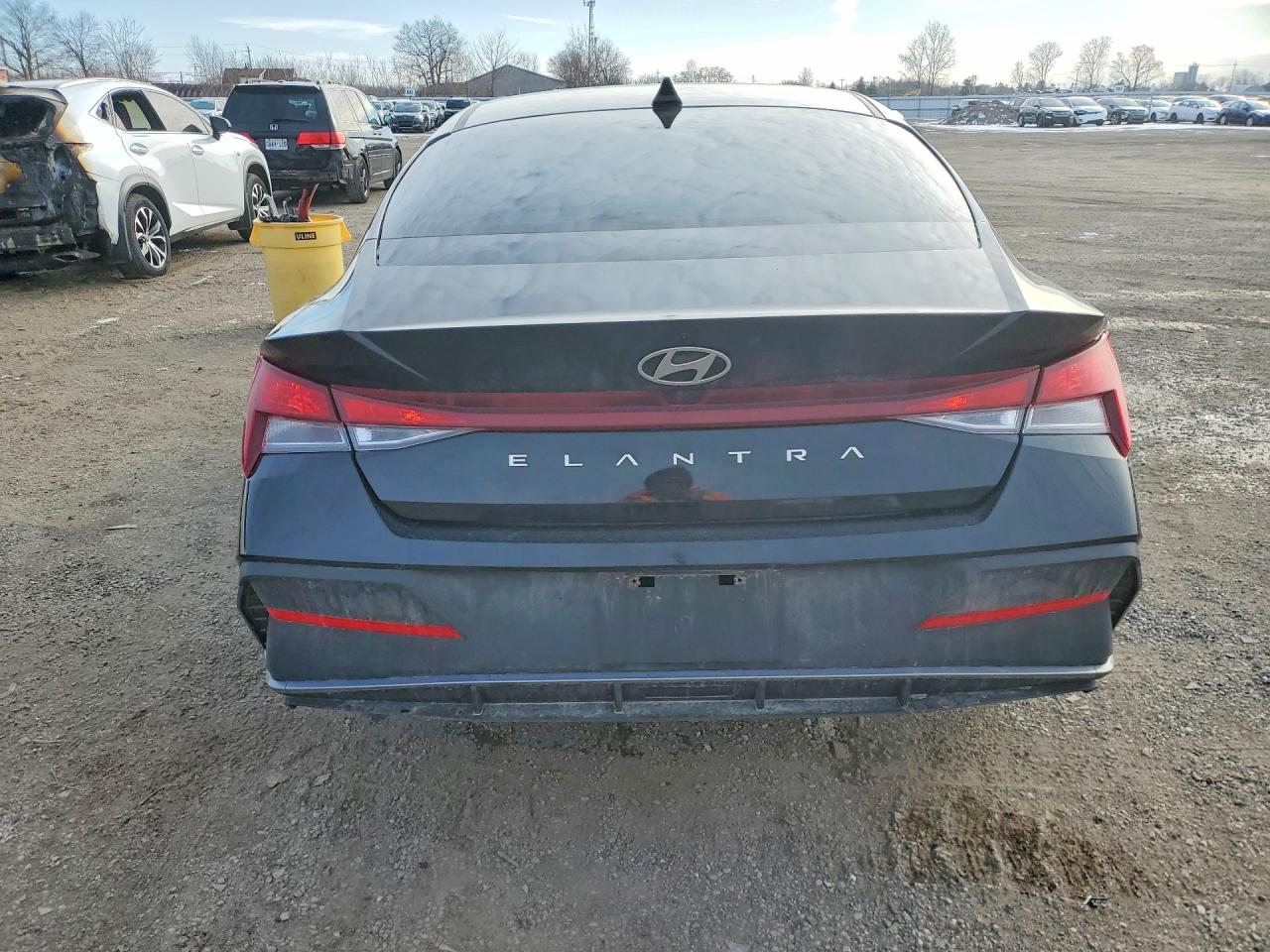 2024 HYUNDAI ELANTRA SEL photo 11