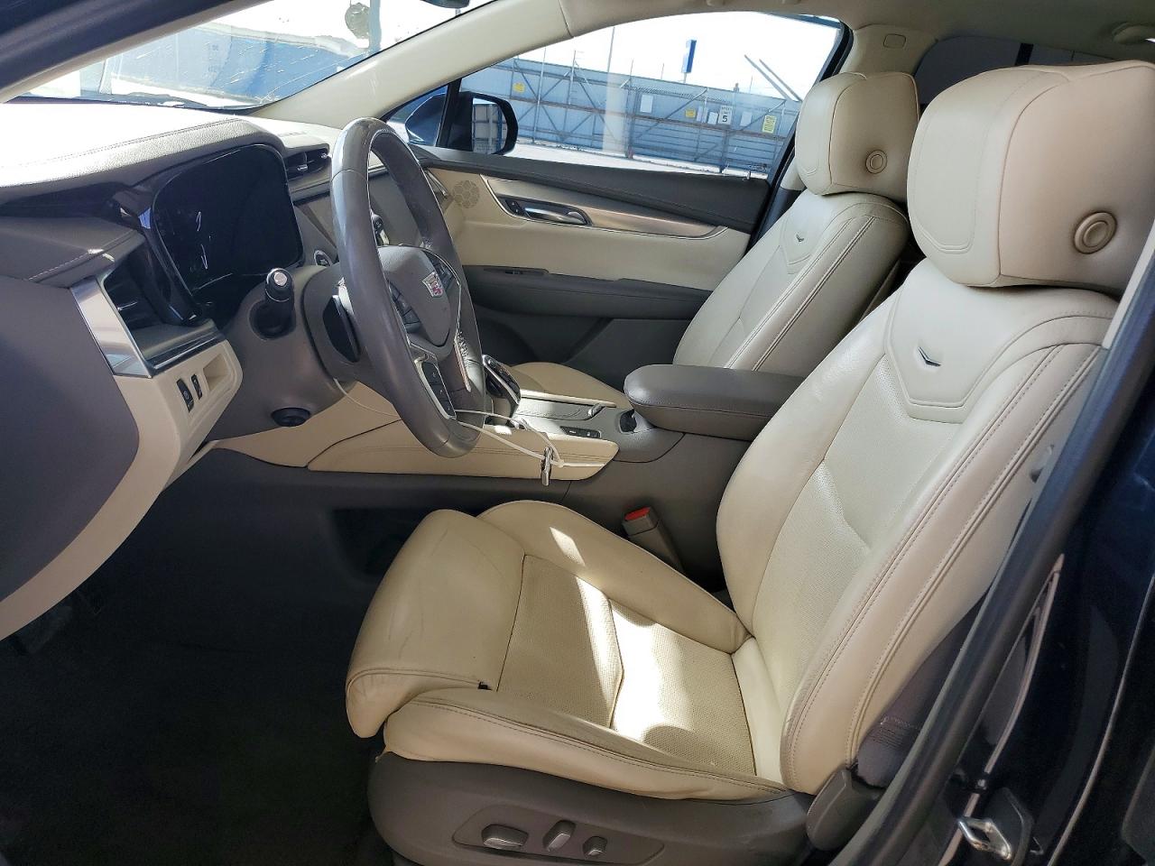 2017 CADILLAC XT5 PREMIUM LUXURY photo 19