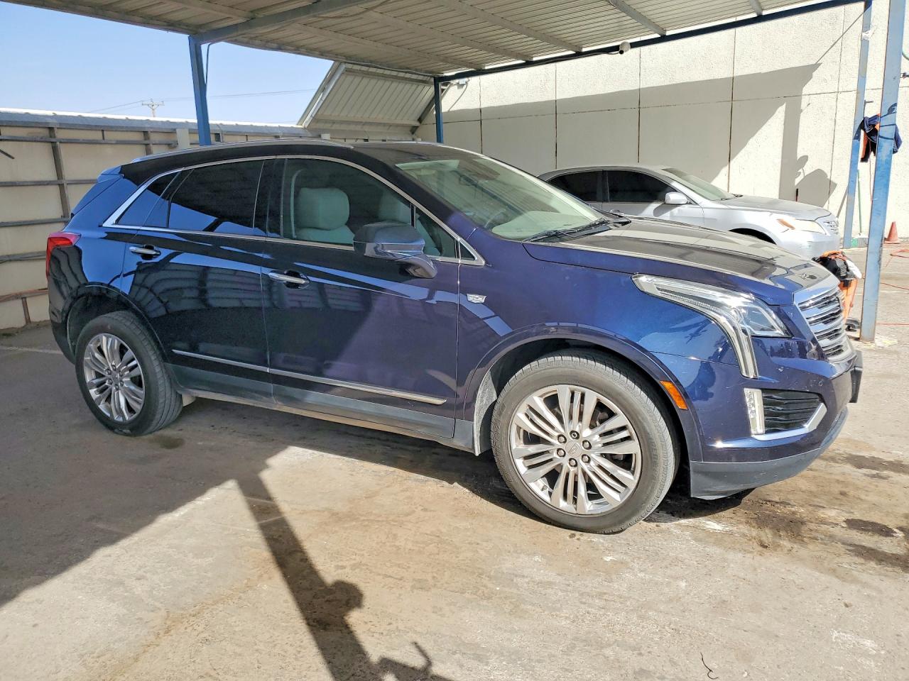 2017 CADILLAC XT5 PREMIUM LUXURY photo 10