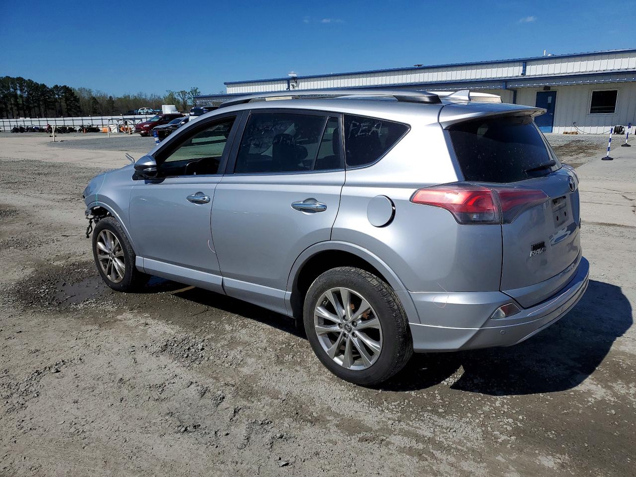 2017 TOYOTA RAV4 PLATINUM photo 2