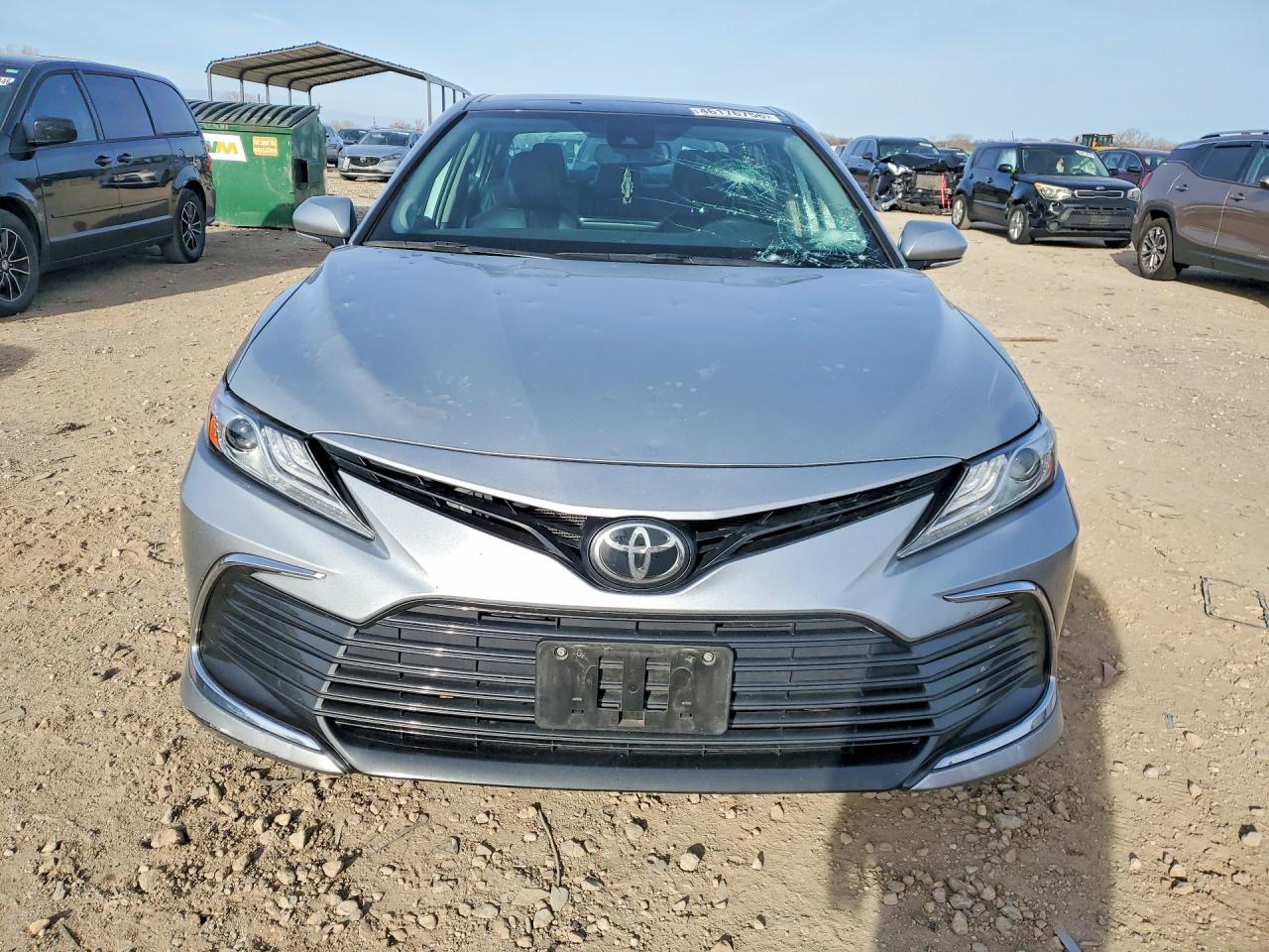 2022 TOYOTA CAMRY XLE photo 9