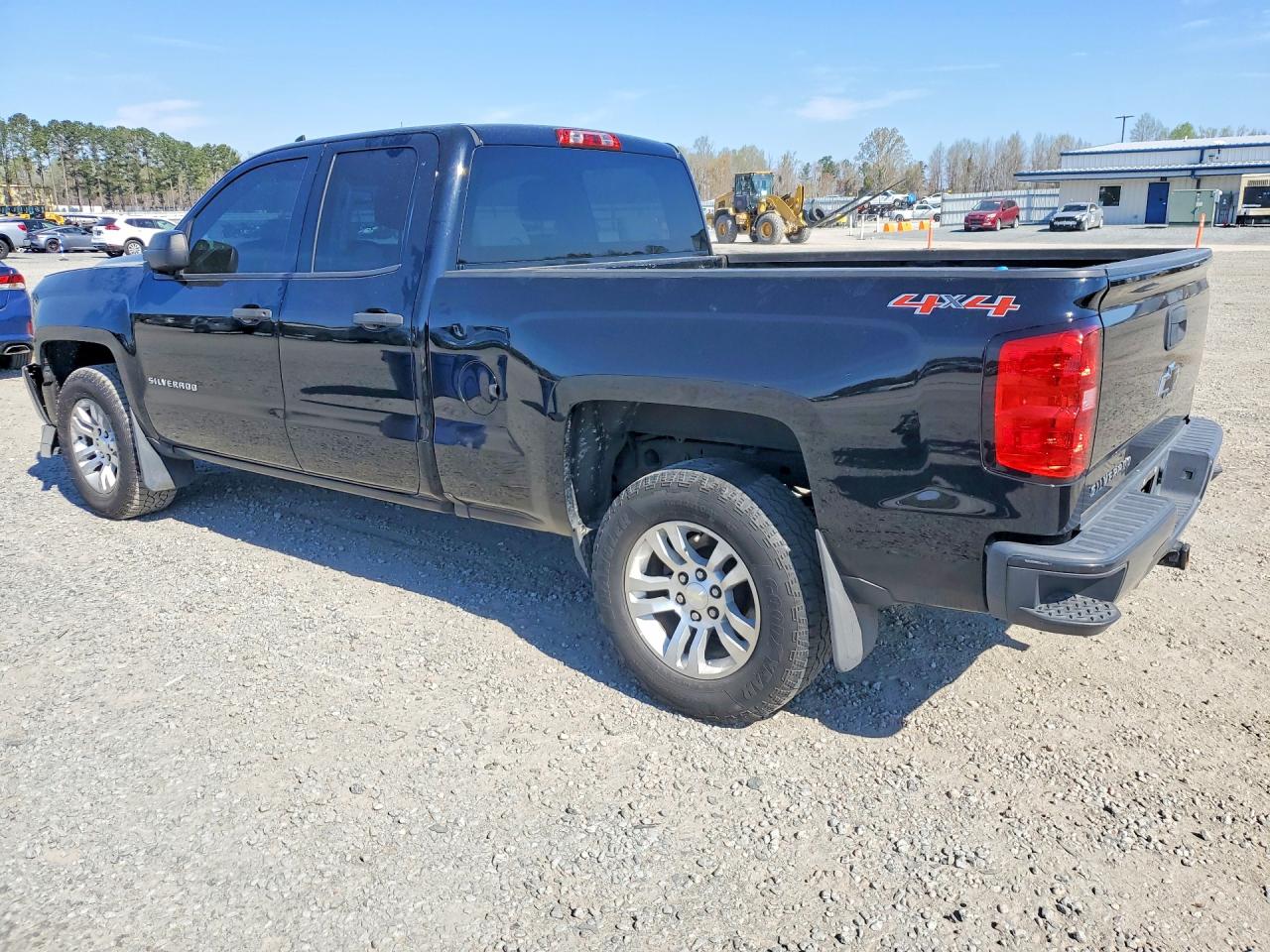 2016 CHEVROLET SILVERADO K1500 photo 3