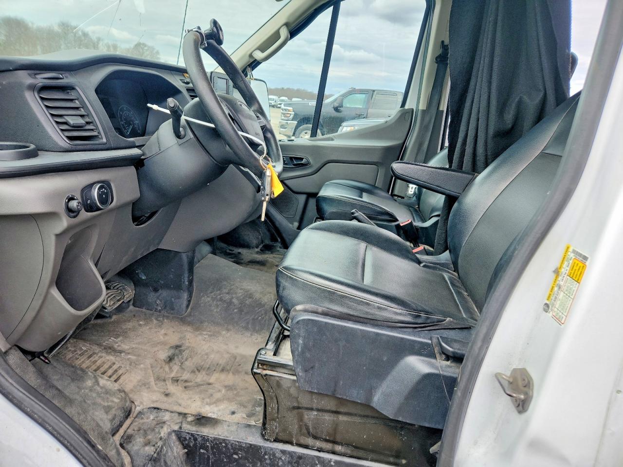 2020 FORD TRANSIT T-250 photo 13
