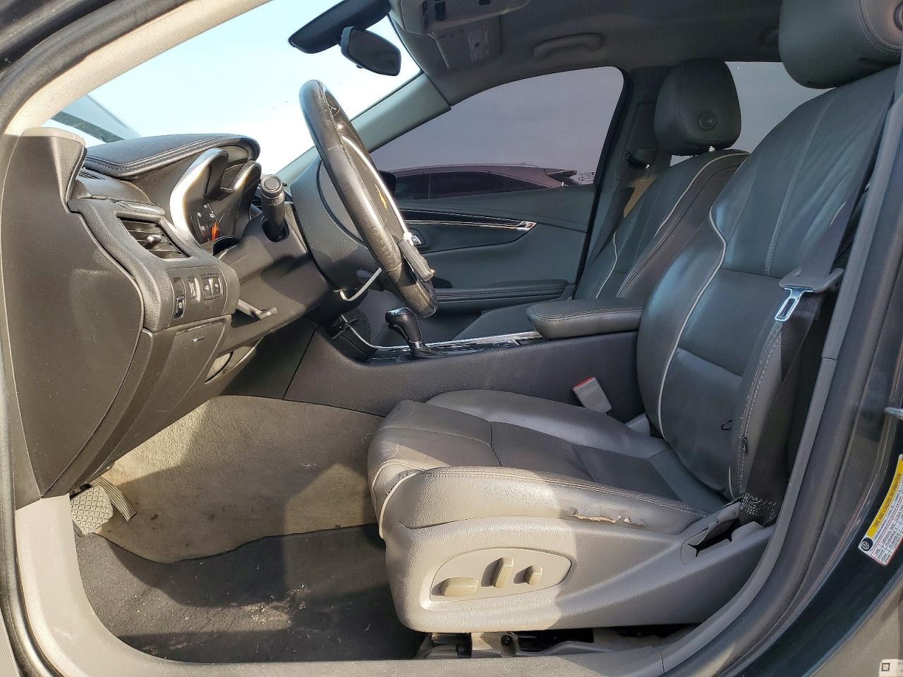 2018 CHEVROLET IMPALA PREMIER photo 19