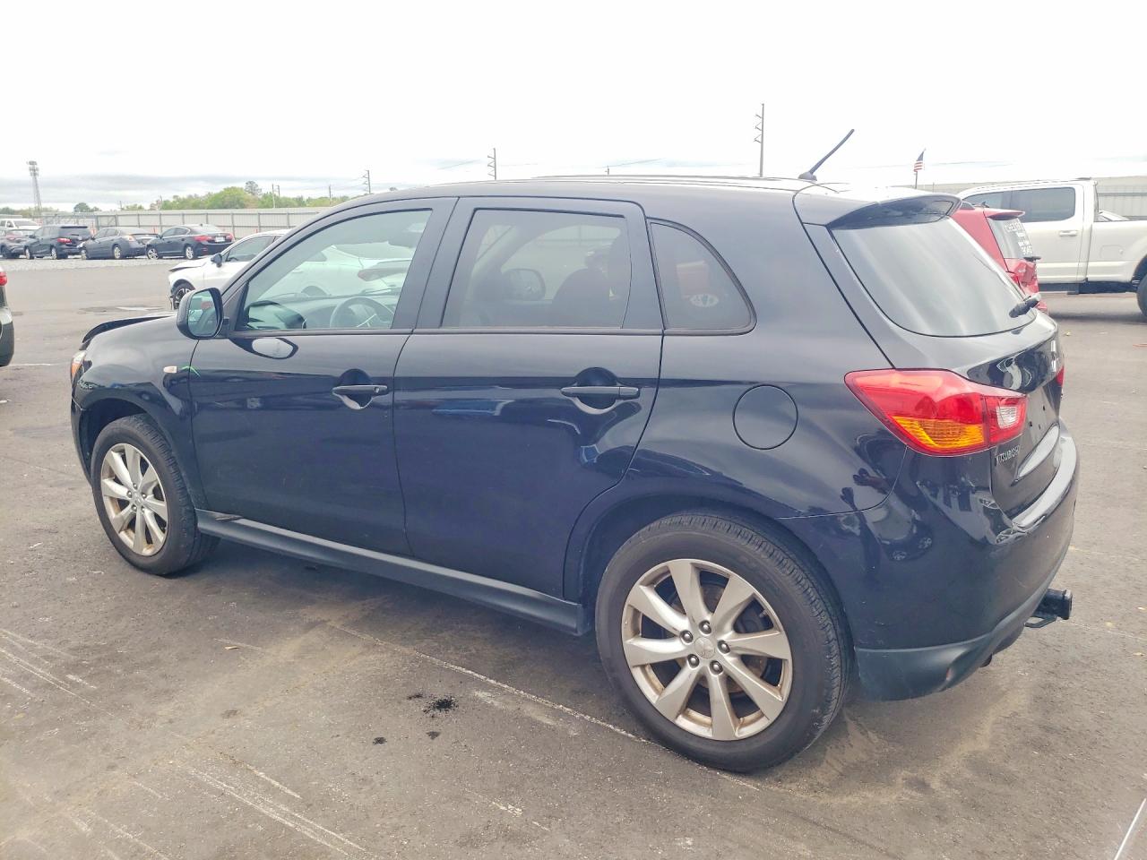 2015 MITSUBISHI OUTLANDER SPORT ES photo 2