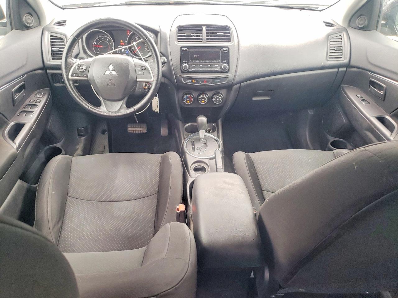 2015 MITSUBISHI OUTLANDER SPORT ES photo 8