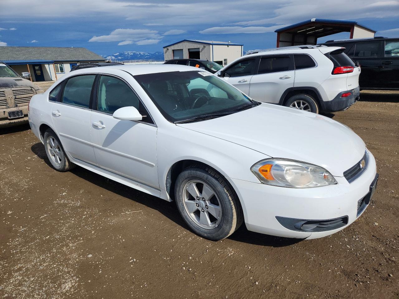 2010 CHEVROLET IMPALA LT photo 4