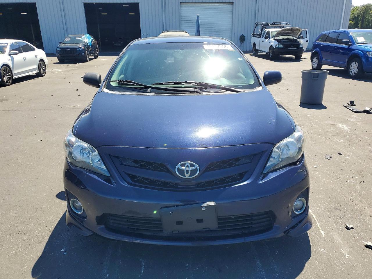 2011 TOYOTA COROLLA S photo 5
