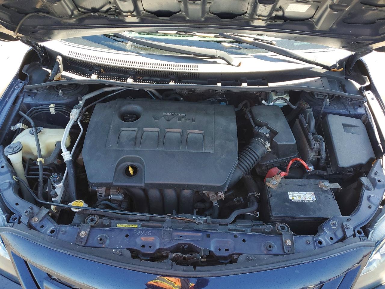 2011 TOYOTA COROLLA S photo 11