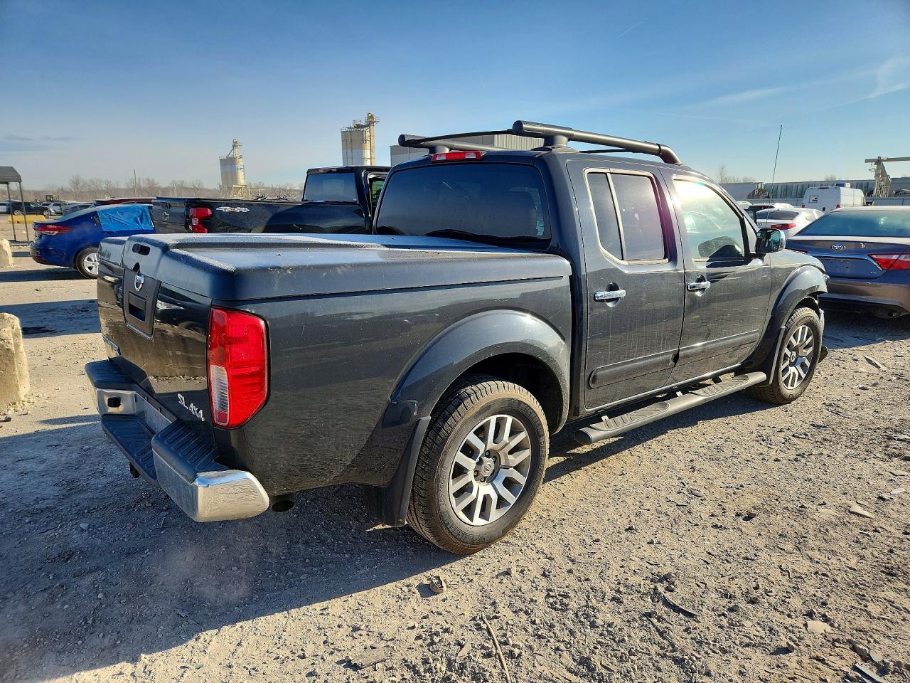 2011 NISSAN FRONTIER S photo 5