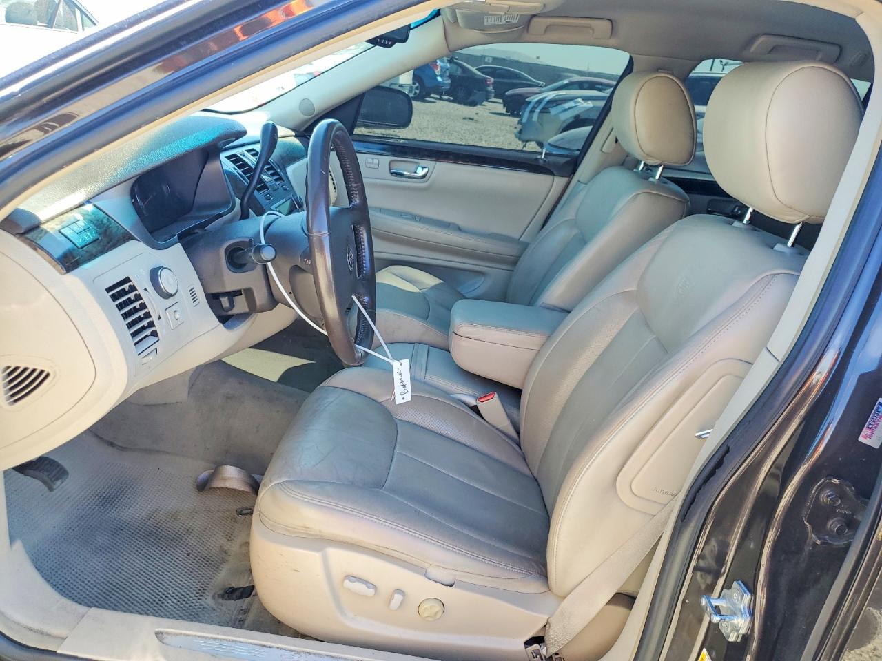 2008 CADILLAC DTS photo 13