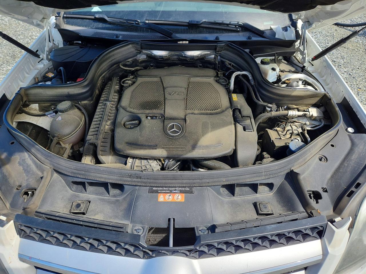 2015 MERCEDES-BENZ GLK 350 photo 21