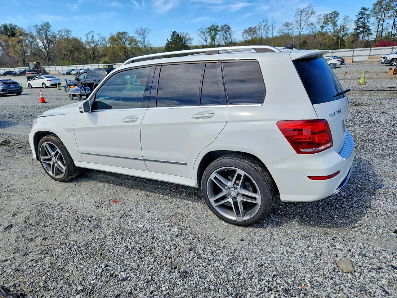 2015 MERCEDES-BENZ GLK 350 photo 3