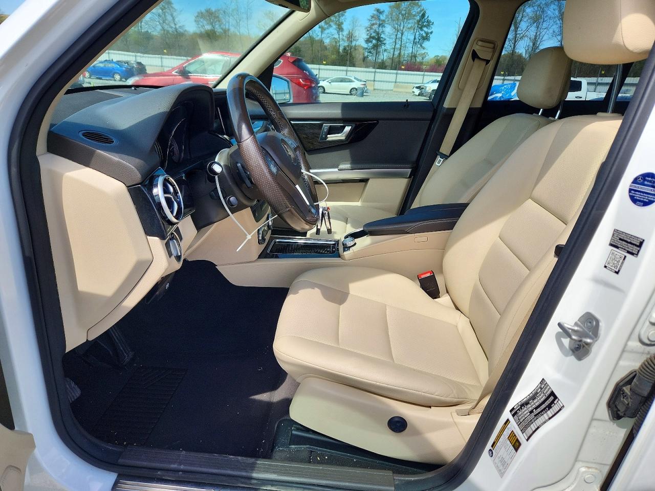 2015 MERCEDES-BENZ GLK 350 photo 13