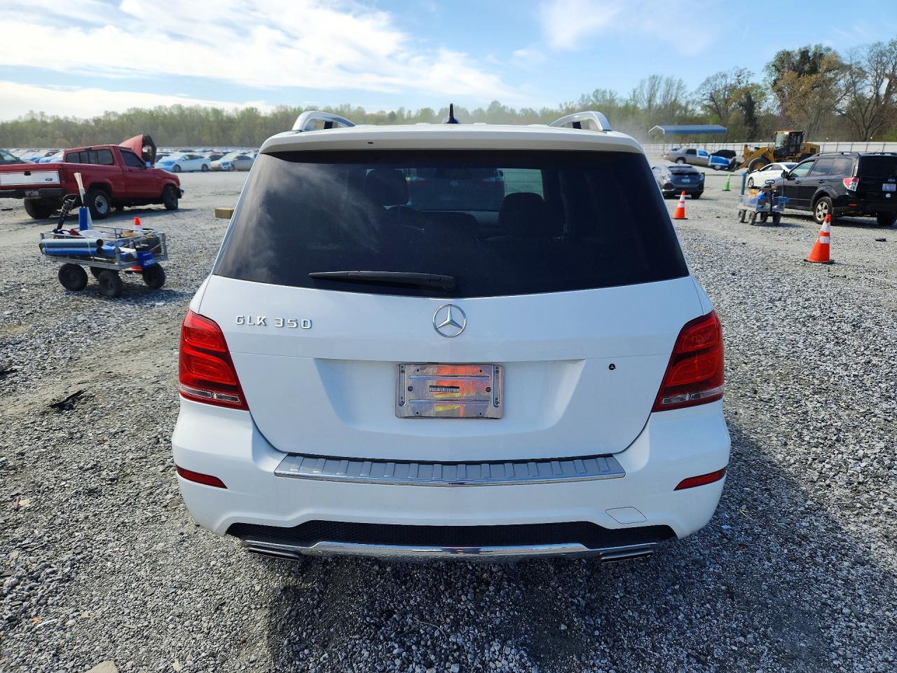 2015 MERCEDES-BENZ GLK 350 photo 11