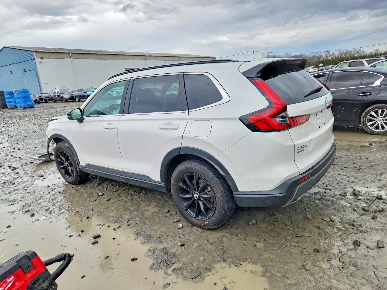 2025 HONDA CR-V SPORT photo 2