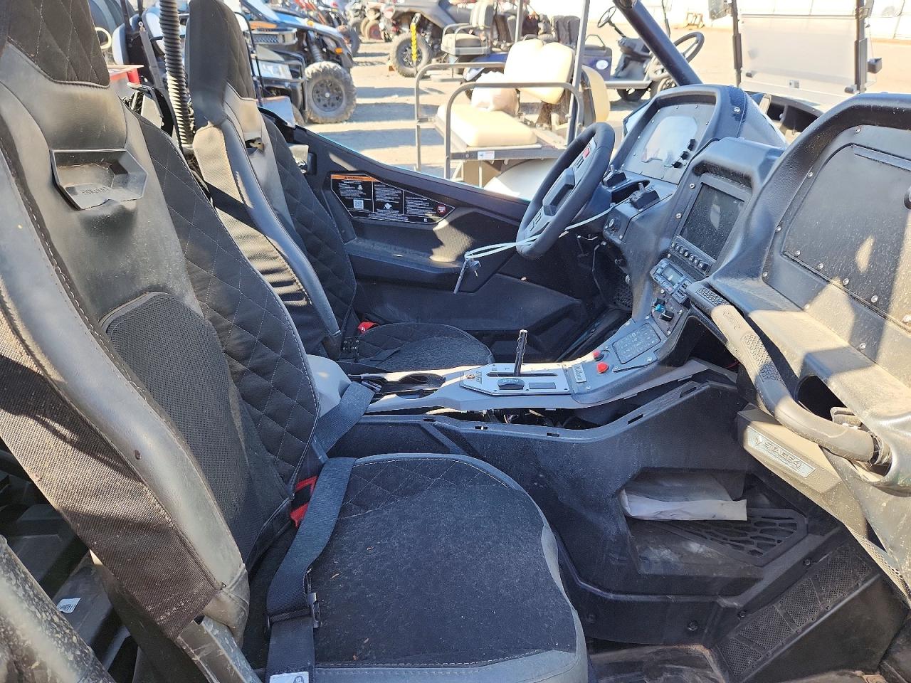 2025 POLARIS RZR photo 13