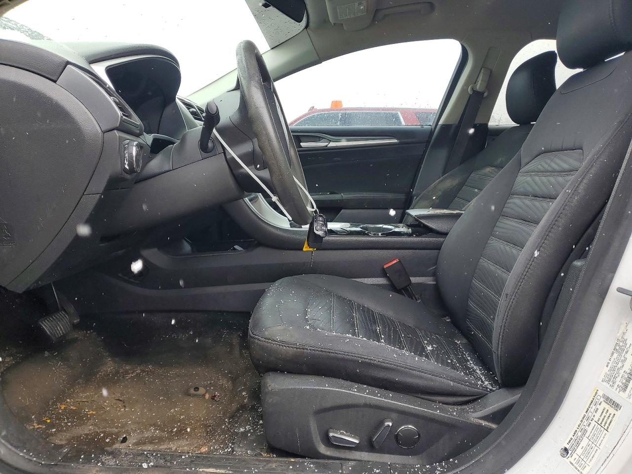 2016 FORD FUSION SE photo 7