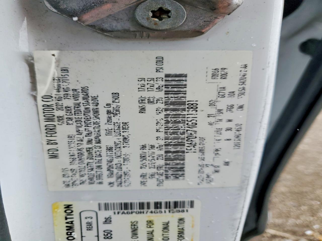 2016 FORD FUSION SE photo 12
