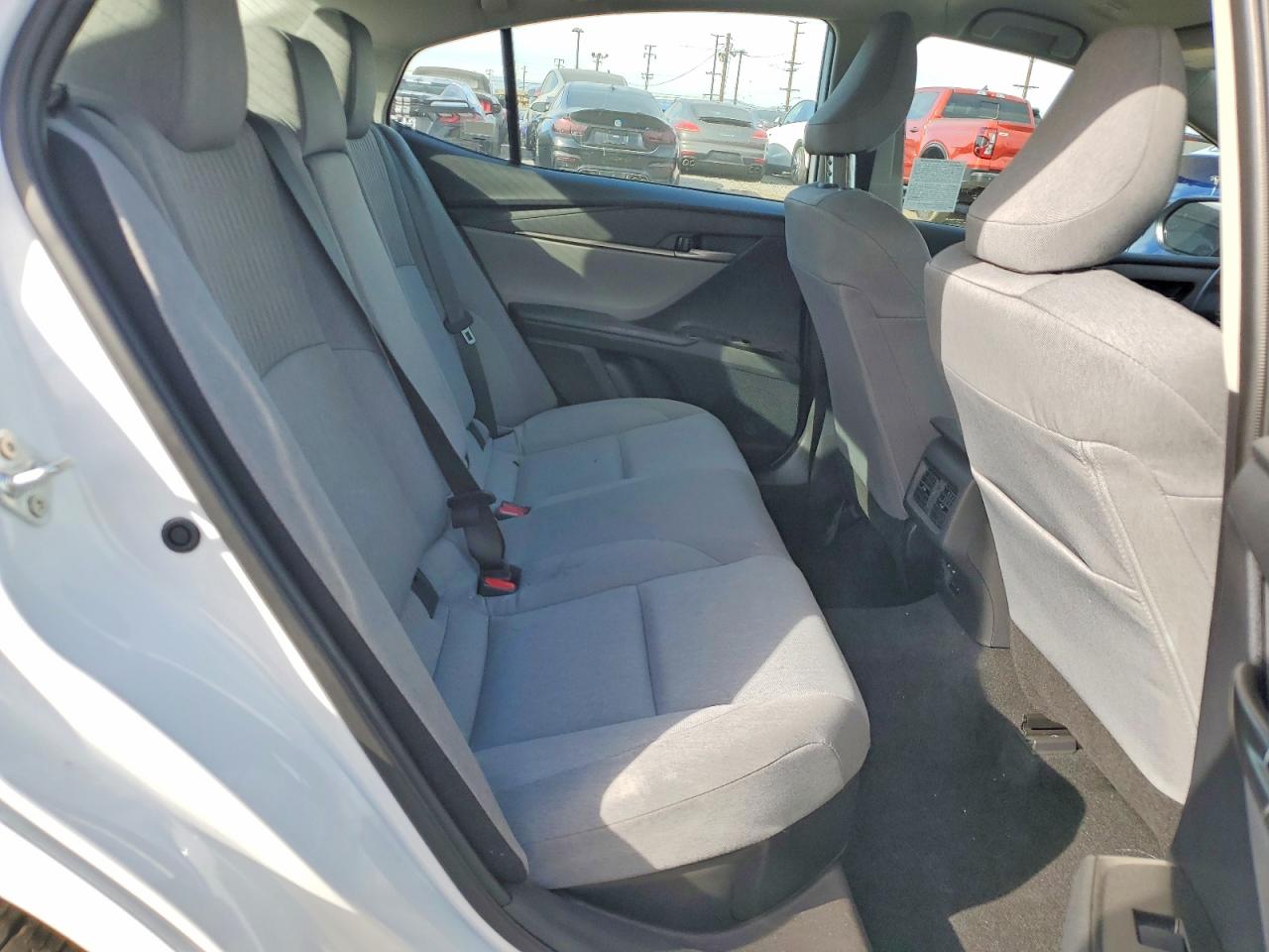 2026 TOYOTA CAMRY LE photo 37