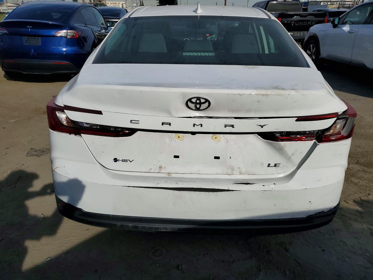 2026 TOYOTA CAMRY LE photo 21