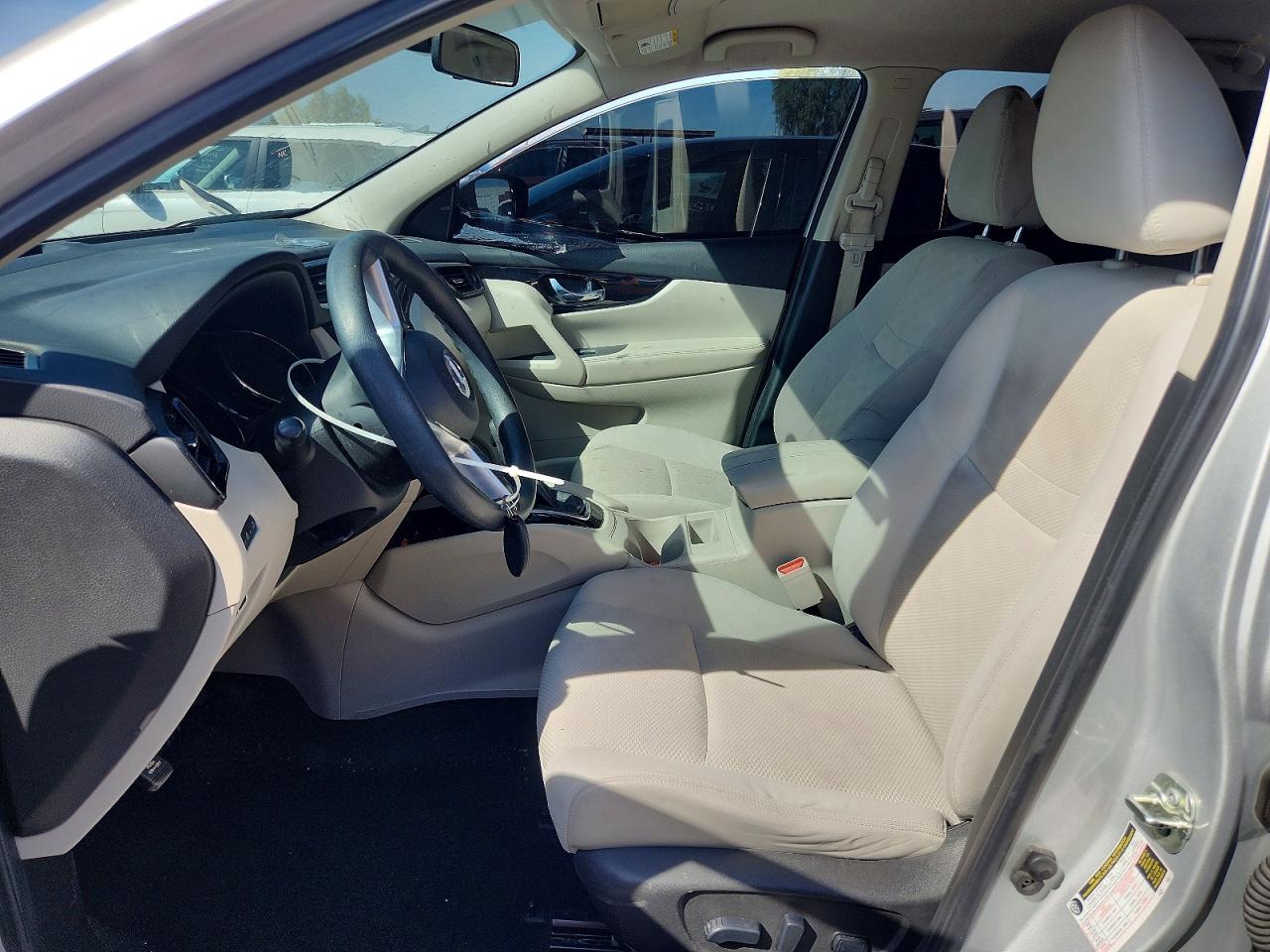 2018 NISSAN ROGUE SPORT SV photo 19